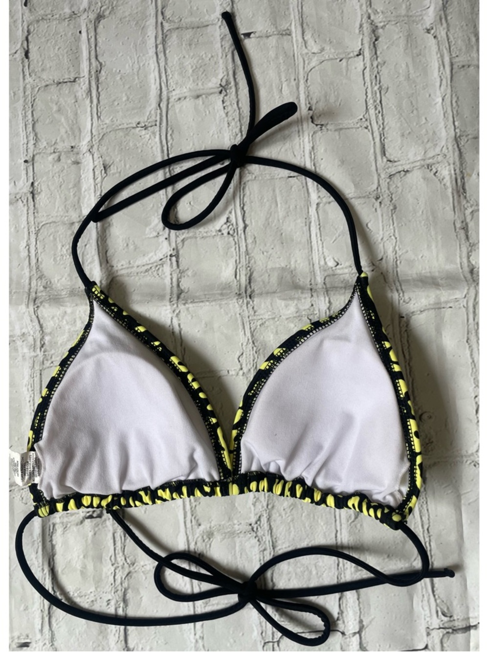 2 String Bikini Triangle Tops - Picture 11 of 11
